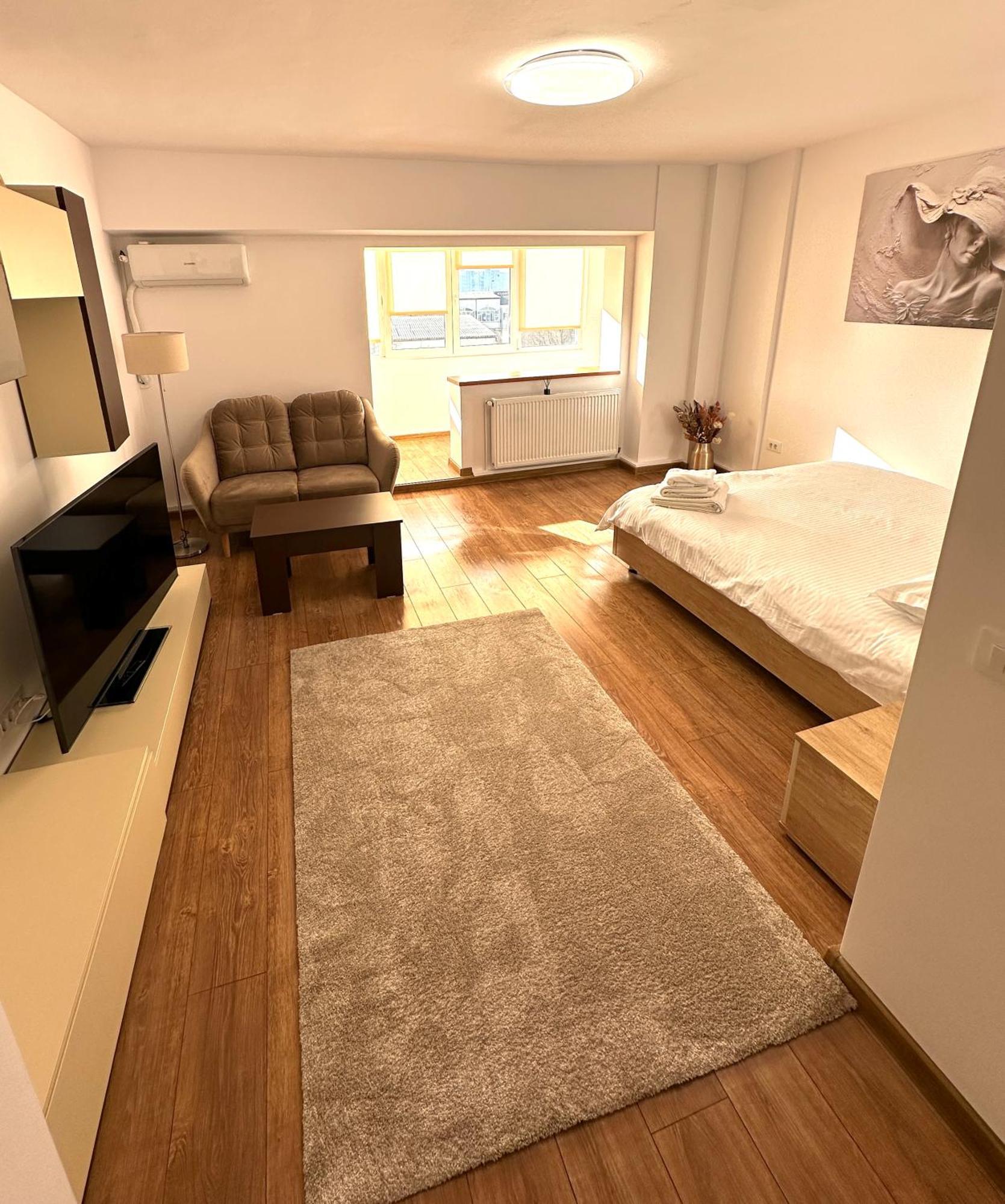 Apartmán Garsoniera In Zona Garii Iasi Exteriér fotografie